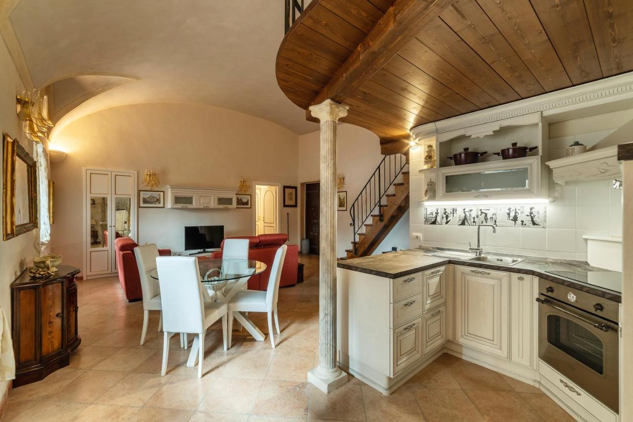 Palazzo Altieri Elegant Apartment Rom